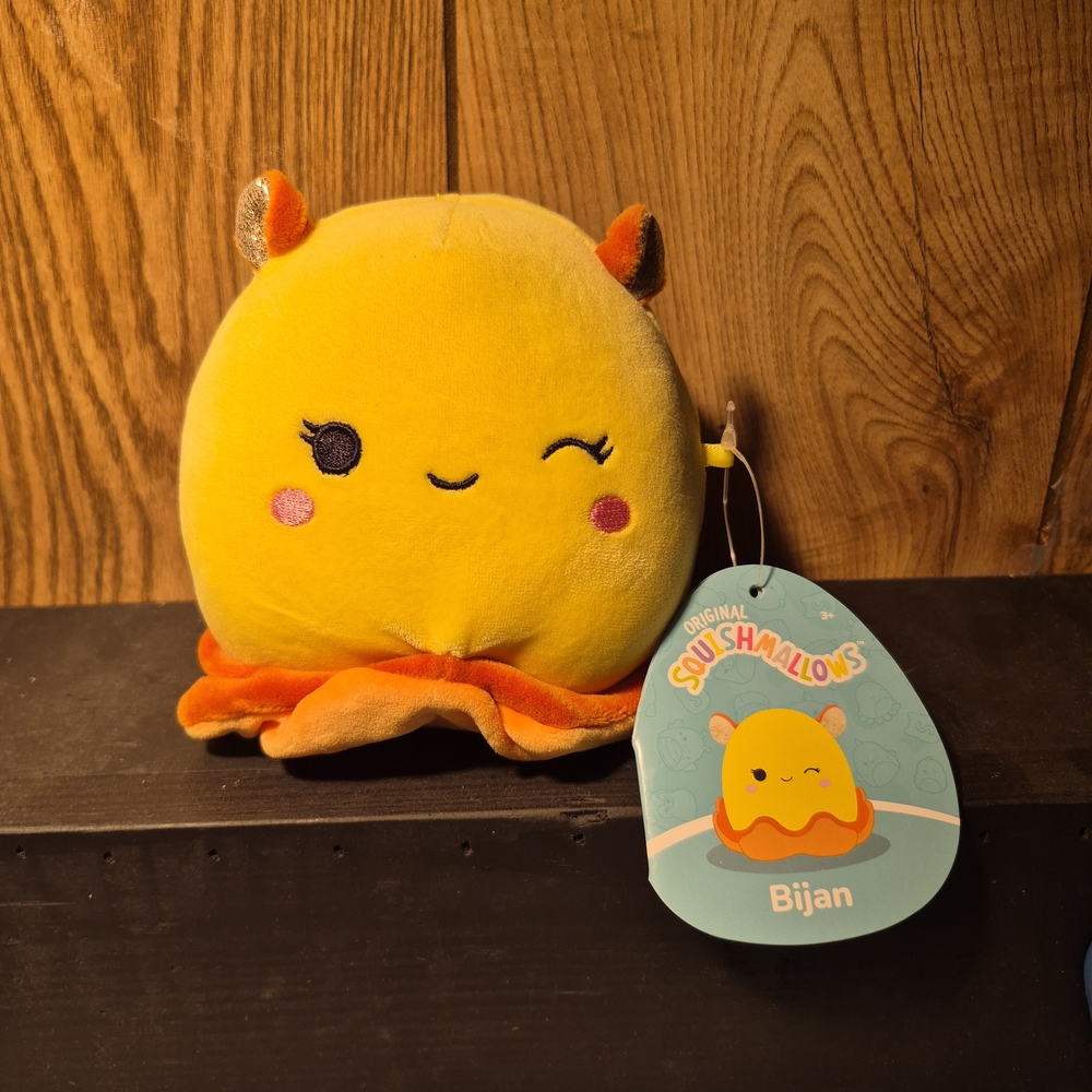 Squishmallows Bijan Dumbo Octopus Sealife Squad Limited Edition